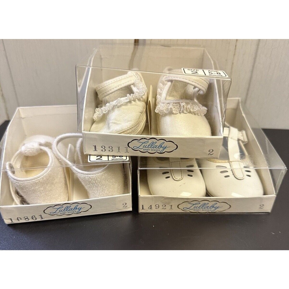 Vintage Lullaby Size 2 Infants White Shoes Bundle with Boxes 3 Pair 1980s